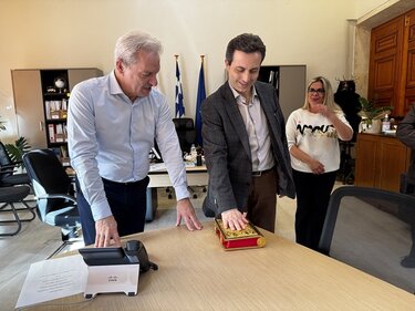 Ορκωμοσία δύο νέων υπαλλήλων στο Δήμο Ηρακλείου