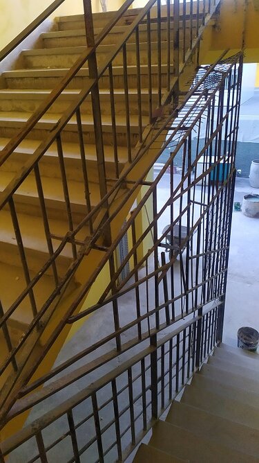 Σκάλα, πρώην Ακαδημία