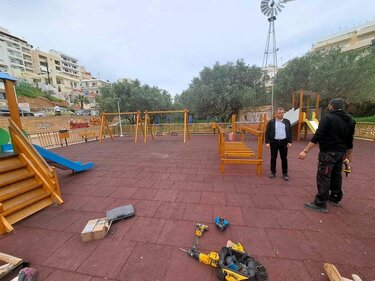 Σχολεία, Άγιος