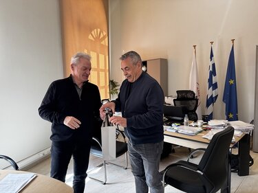 Καλοκαιρινός, Τζιούμης