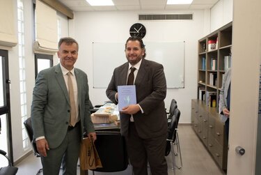 ΙΤΕ, Γερμανός πρέσβης