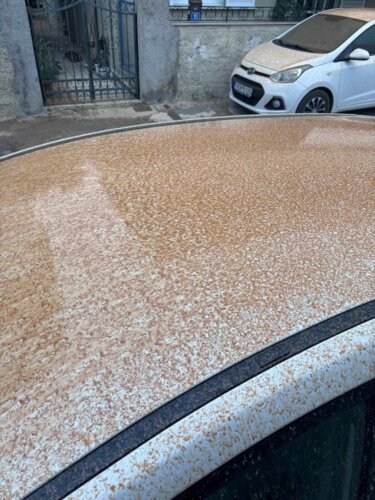 Αυτοκίνητα, σκόνη