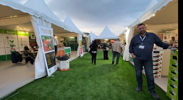 Αρναουτάκης-Έκθεση