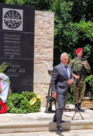 Μάχη Κρήτης, Ευάγγελος Αποστολάκης