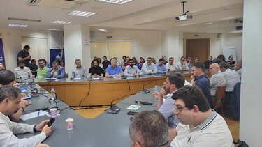 Εφοριακοί, Σύσκεψη