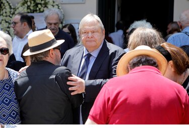 kideia papavasileiou