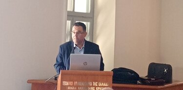 Μανώλης Συντυχάκης