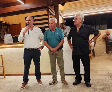 Οικογένεια Ντουράκη, Μάζωξη