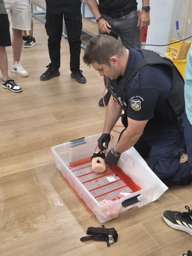 Αστυνομικοί Λασιθίου, Πρώτες Βοήθειες