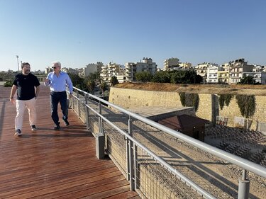 Καλοκαιρινός -Σισαμάκης