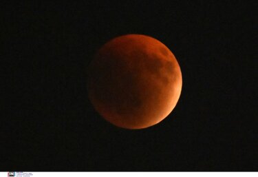 ματωμένο φεγγάρι-έκλειψη σελήνης