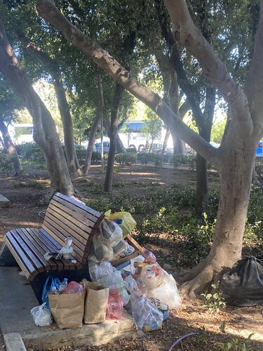 Πάρκο Γεωργιάδη, Άστεγοι