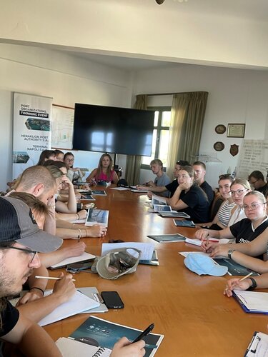 ΟΛΗ φοιτητές