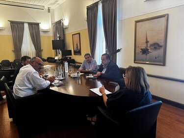 Κοζυράκη με σεισμόπληκτους