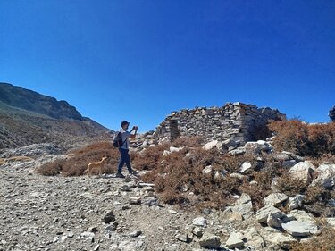 Περπάτησαν τις υπώρειες της Δίκτης και στη σκιά των γιγάντων της Δίκτης 