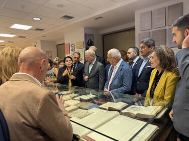 Έκθεση, Εγκαίνια