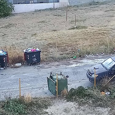 Σκουπίδια, Μεσαμπελιές