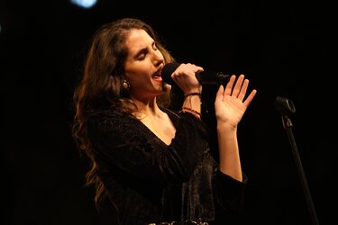 Παυλίνα Βουλγαράκη φωταγώγηση