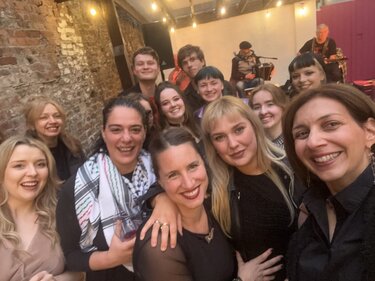 Από την Κρήτη στην Ιρλανδία με όχημα την Τέχνη