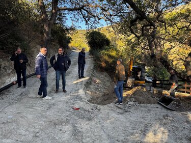 Στα έργα ανάπλασης στην Παναγία Φανερωμένη στα Κεράσια ο Δήμαρχος Ηρακλείου Αλέξης Καλοκαιρινός 