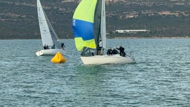 ιστιοπλοΐα j24