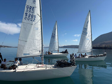 ιστιοπλοΐα j24