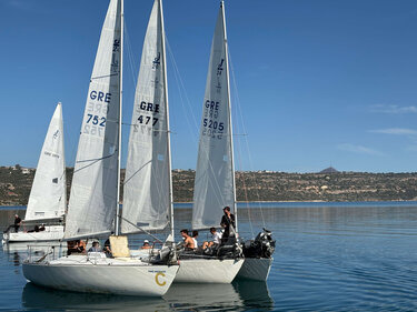 ιστιοπλοΐα j24