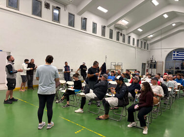 ιστιοπλοΐα j24