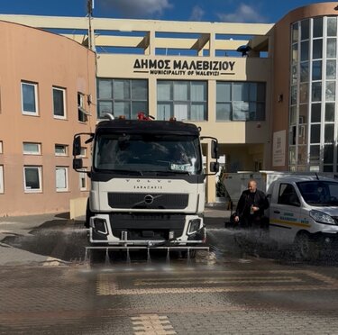 Δήμος Μαλεβιζίου, Οχήματα