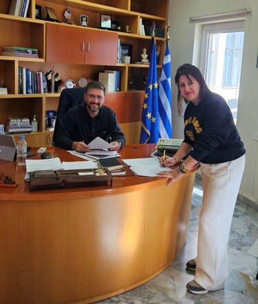 Δήμος Μαλεβιζίου, Συμβάσεις