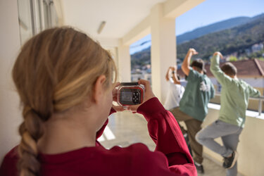 Φακός της Αλήθειας, Εκπαιδευτικό Πρόγραμμα