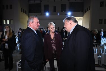 Καραμανλής, Βενιζέλος