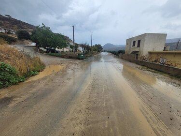 kakokairia makry gialos4