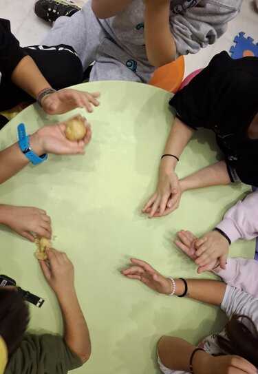 Μύρισαν Χριστούγεννα στη Βικελαία Δημοτική Βιβλιοθήκη 