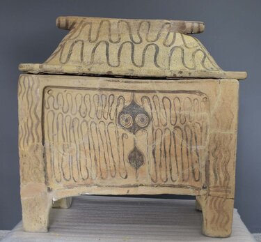 Μινωικά Χταπόδια, Λάρνακα