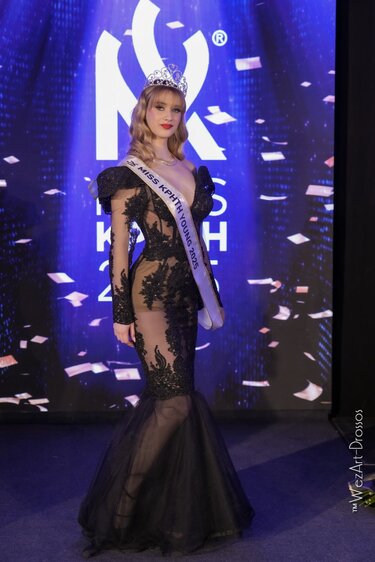 Miss Κρήτη Young