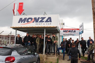 Χανιά, Αγρότες, Αεροδρόμιο, Αποκλεισμός