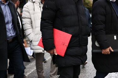 Έφτασαν στο Μαξίμου οι αγρότες για την κρίσιμη συνάντηση με τον Πρωθυπουργό