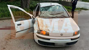 loutsa aytokinito protothema