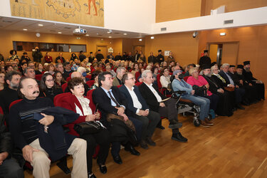 Αρχιεπίσκοπος «Μικρές Ιστορίες της Πόλης»