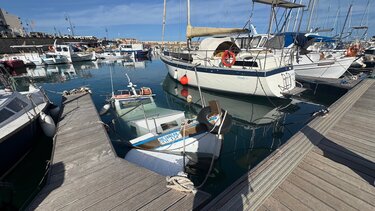 Βάρκα, Λιμάνι