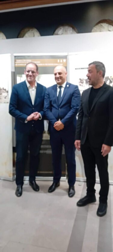 Έκθεση Φωτογραφίας, Δεν λησμονώ