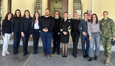 Καταρρίπτοντας τα Στερεότυπα στα Επαγγέλματα