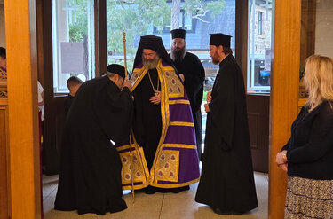 Αυστραλίας Μακάριος, Χαιρετισμοί