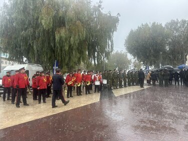 Βροχή Ηράκλειο 25η Μαρτίου