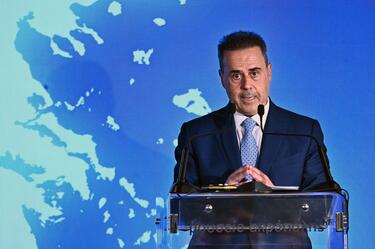 Σταύρος Παπασταύρου, Ενέργεια