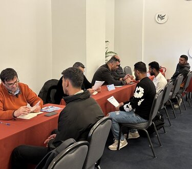 Πλοηγός, Εστίαση, Συνεντεύξεις