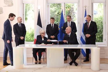 ΥΠΟΓΡΑΦΗ ΓΑΛΛΙΑ-ΕΛΛΑΔΑ