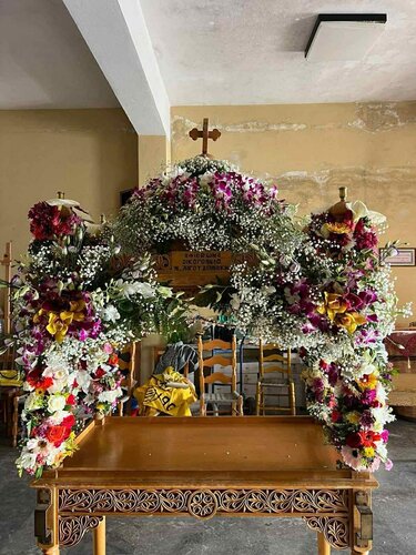 Άγιος Μηνάς, Επισκοπή, Επιτάφιος