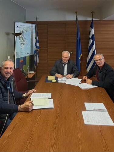 ΘΕΜΑ: «Συνάντηση του Δημάρχου Πλατανιά και Προέδρου του ΣΕΔΗΚ Γιάννη Μαλανδράκη με τον Υφυπουργό Αγροτικής Ανάπτυξης Γιάννη Ανδριανό για τα θέματα της Δακοκτονίας»